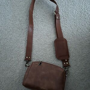 Women’s Brown Leather Crossbody Shoulder Bag
